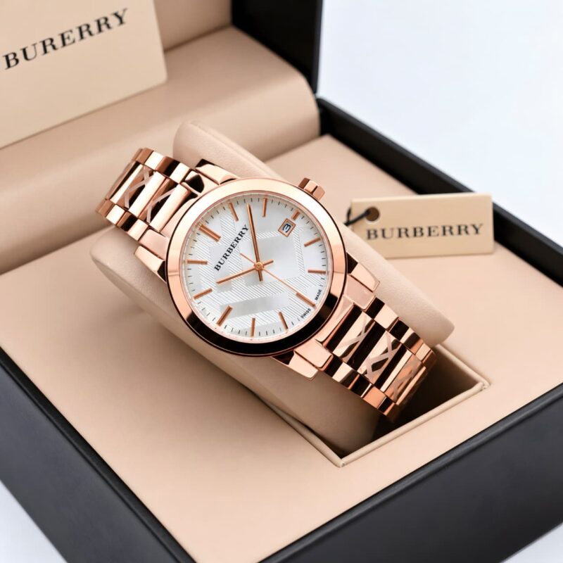 Burberry For Her Patent textured gradient colour white rosegold dial