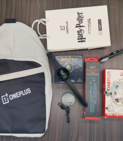 NEW COMBO EVRYDAY NOW ✅. HIGHEST QULITY ONEPLUS WATCH ✅. ONEPLUS BAG ✅ ONEPLUS EARPHONE ✅ SELFIE STICK RATE 2899 PLUS SHIP