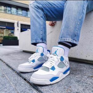 AIR JORDAN RETRO 4 MILITARY BLUE