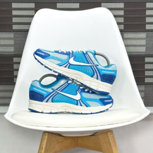 Nike Zoom Vomero 5 Worn Blue