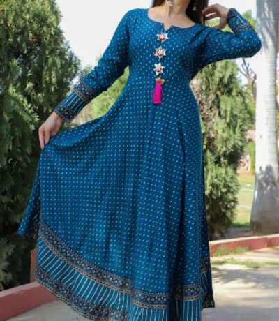 Look stylish and smart in our new Cotton 60'60 indigo printed kurti