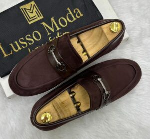 First Copy LUSSO  MODA  SNEAKERS