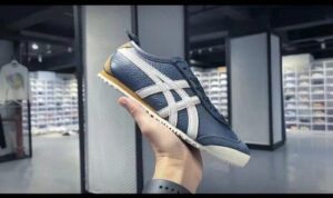 First Copy Onitsuka tiger Sneaker