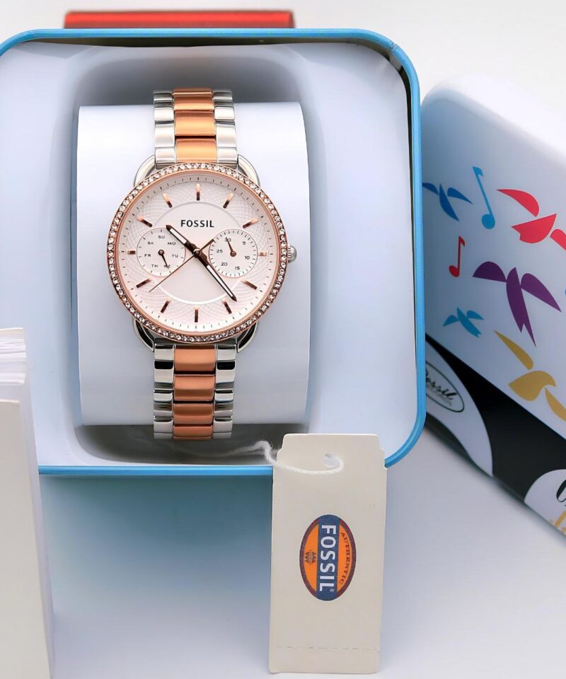Fossil White For Women First  Copy Watch
